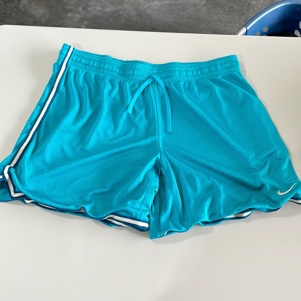 Nike women’s shorts. Size xl